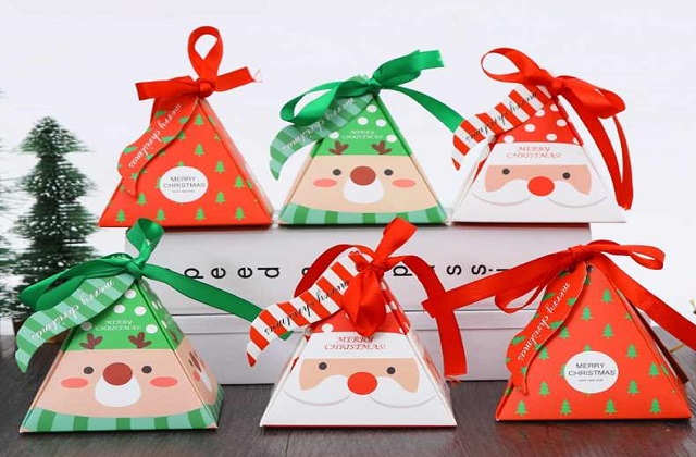 Christmas favor boxes